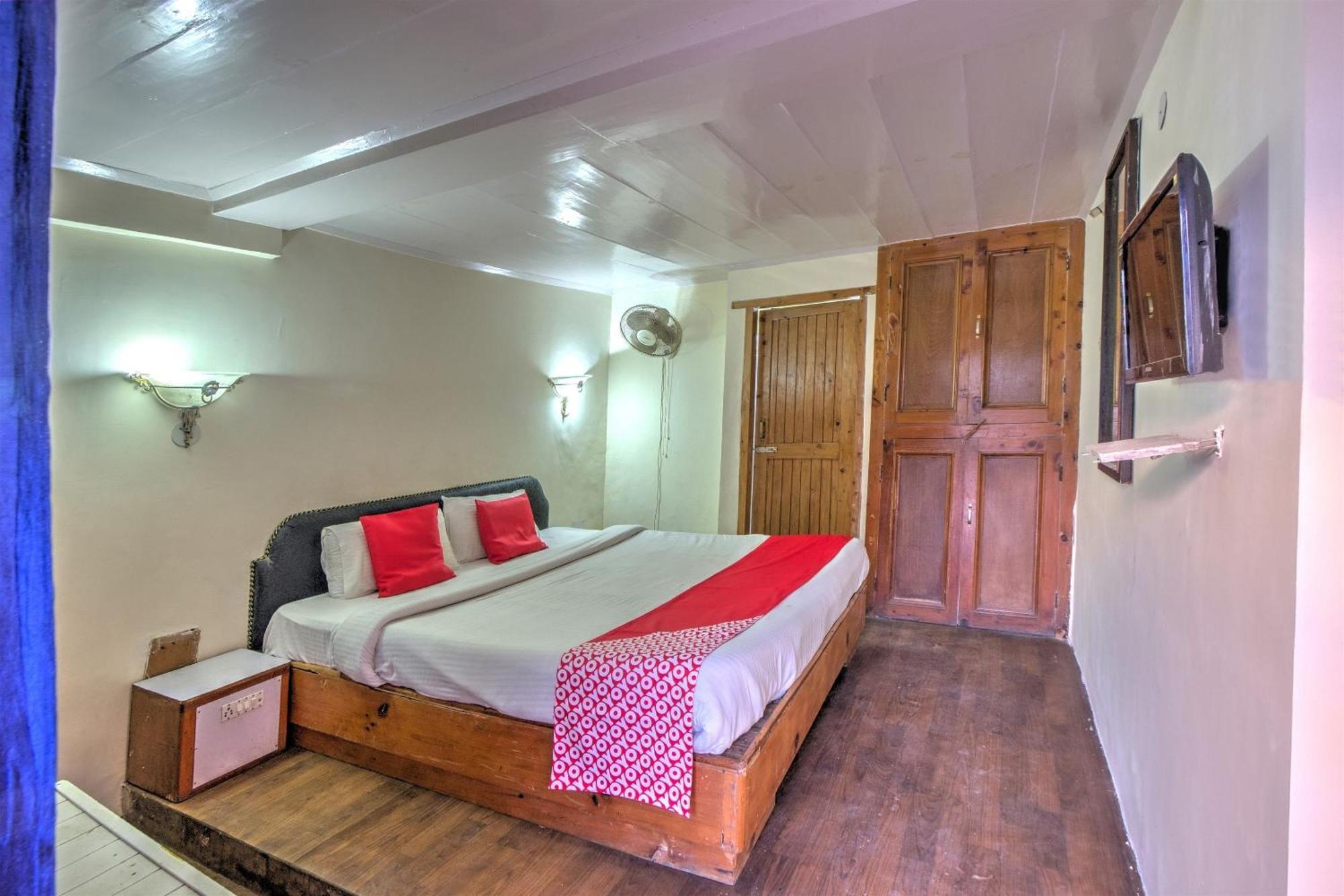 Capital O Shishamaati Hotel Kullu Ngoại thất bức ảnh